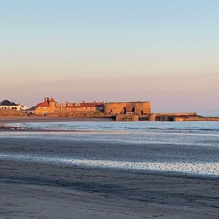 Appartamento Church View / The Craster Arms In Beadnell Esterno foto